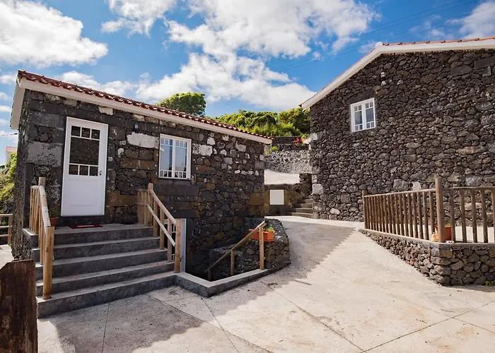 Feriehus Stone Dreams - Namoradeira Calheta de Nesquim